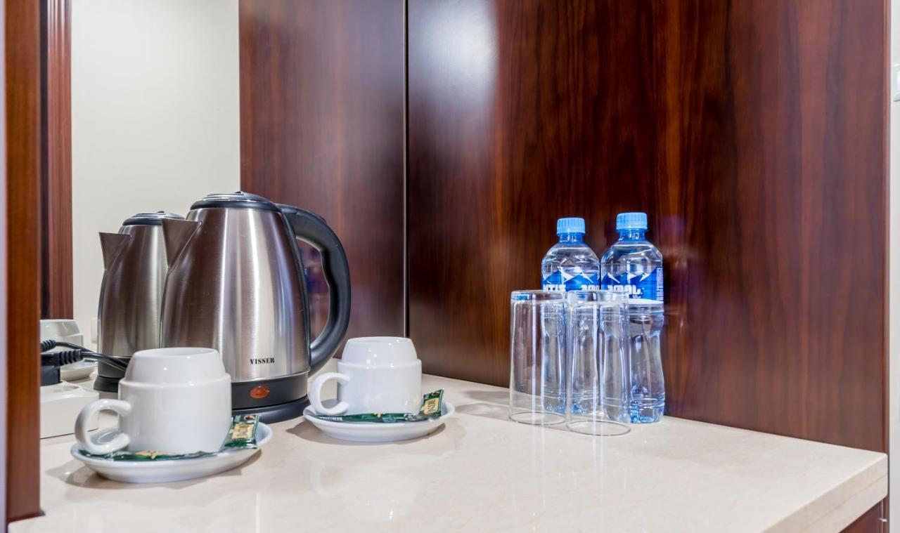 Aura Hotel Tbilissi Extérieur photo