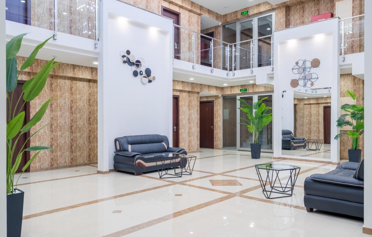 Aura Hotel Tbilissi Extérieur photo